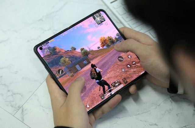 和平精英《闪电》外挂强势回归营救现在直装拉闸市场